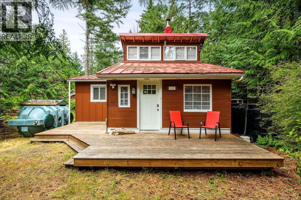 3465 Brigantine Cres, Hornby Island