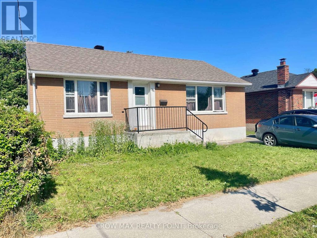 321 Highland Avenue W, Oshawa (central)