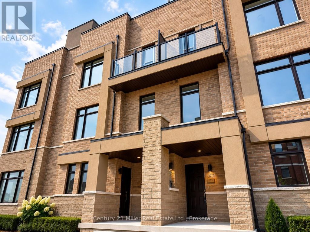 1073 Wheat Boom Drive, Oakville (jm Joshua Meadows)