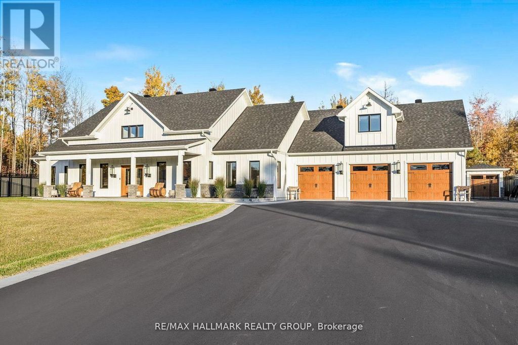 55 De La Seignerie Estates E, Champlain