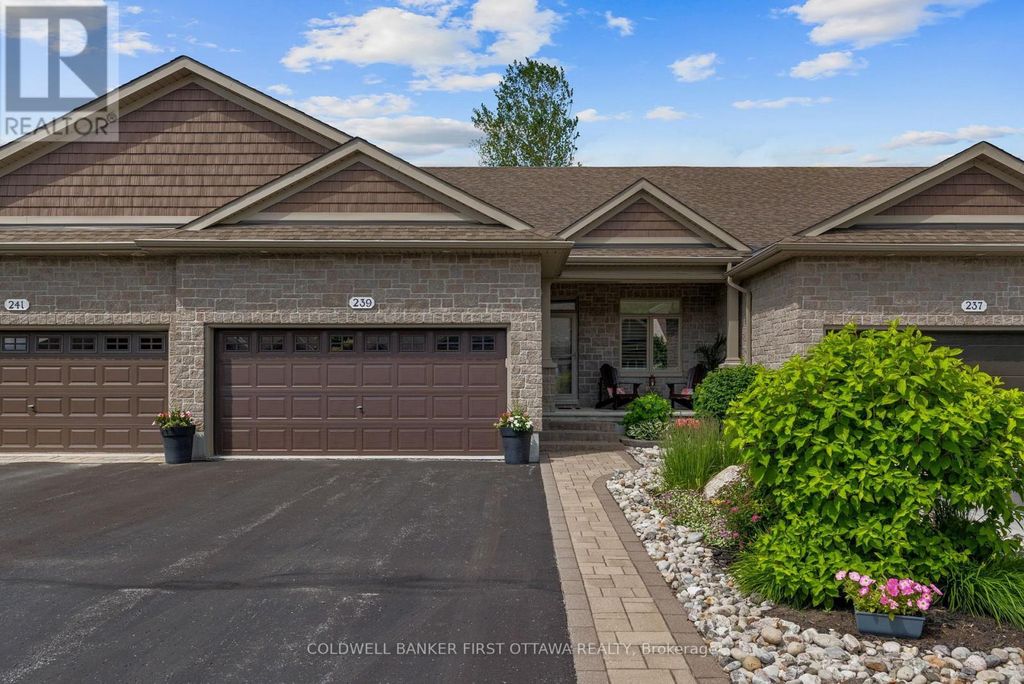 239 Royal Landing Gate, North Grenville