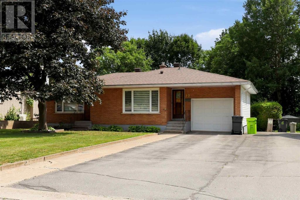 19 Grandriver Cres, Sault Ste. Marie