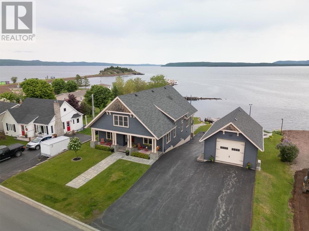 28 Church Road, Botwood