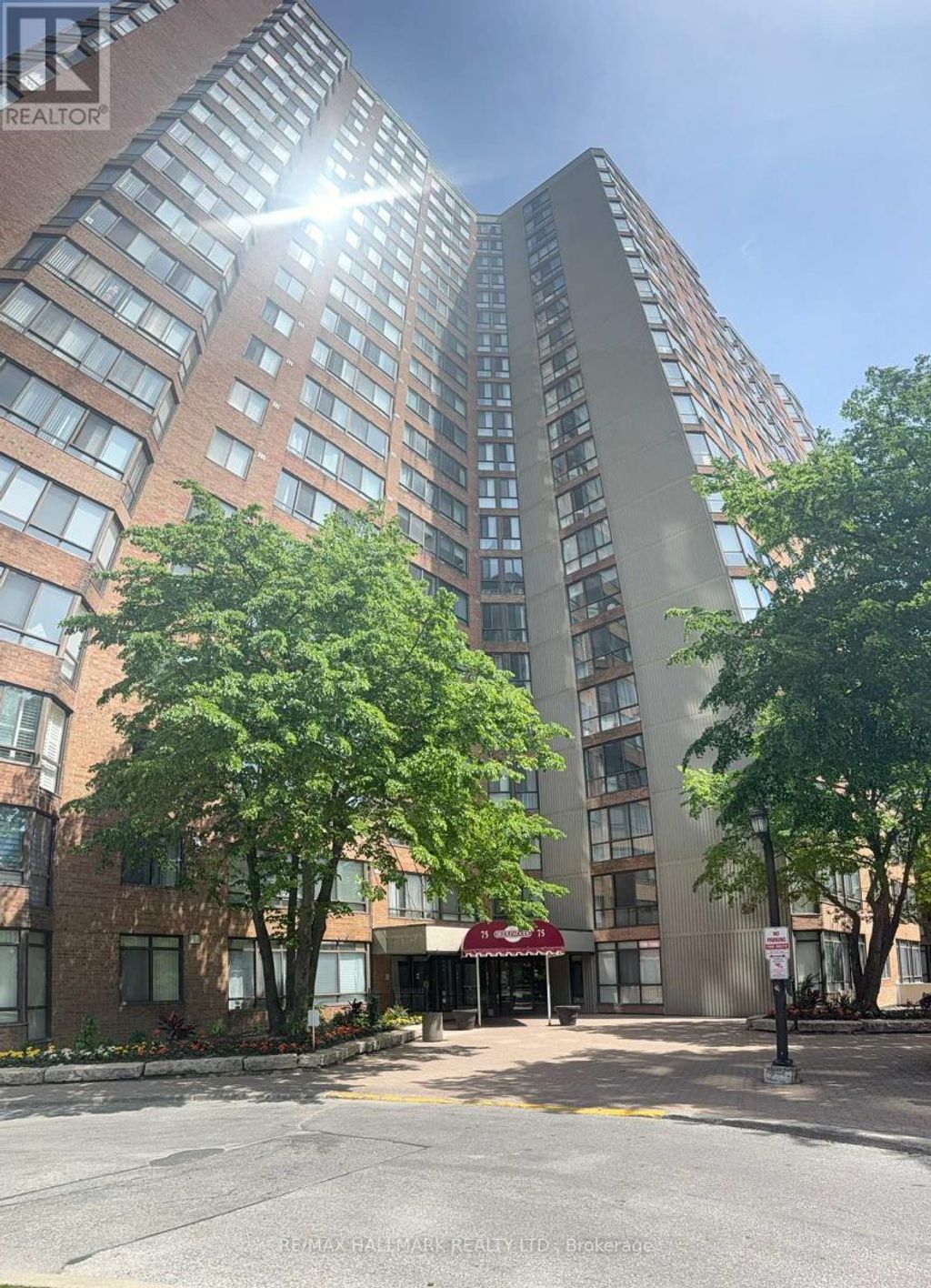 2028 - 75 Bamburgh Circle, Toronto (steeles)