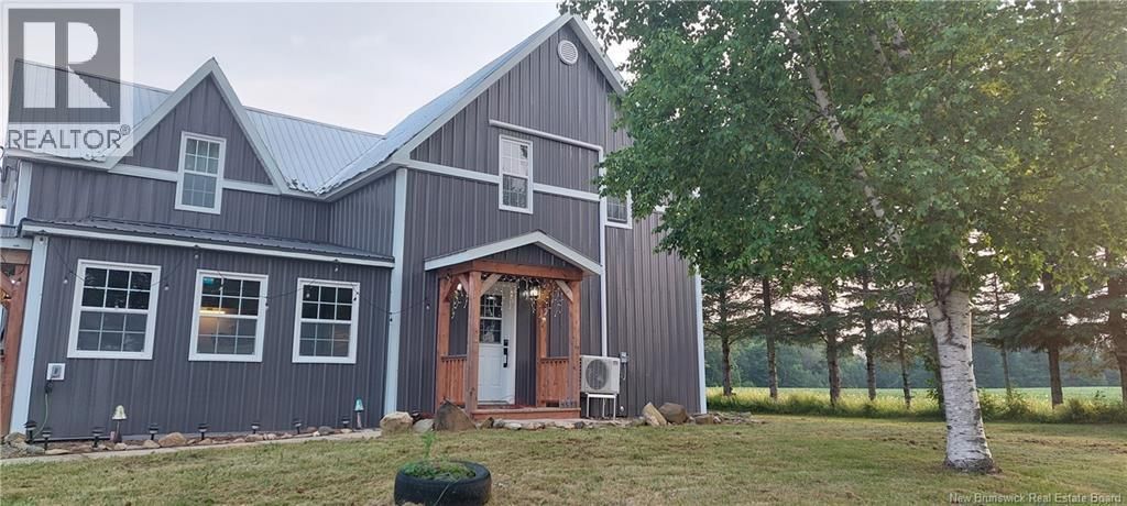 4533 Route 104, Maplewood