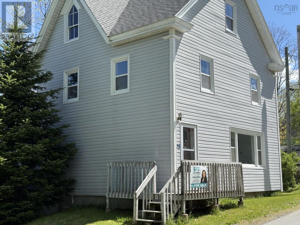 75 Cove Road, Conquerall Bank