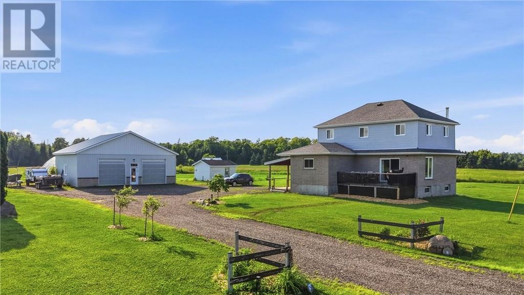 949 Hwy 535, Noelville