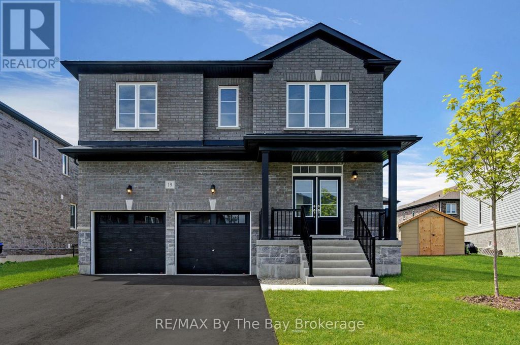 19 Amber Drive, Wasaga Beach
