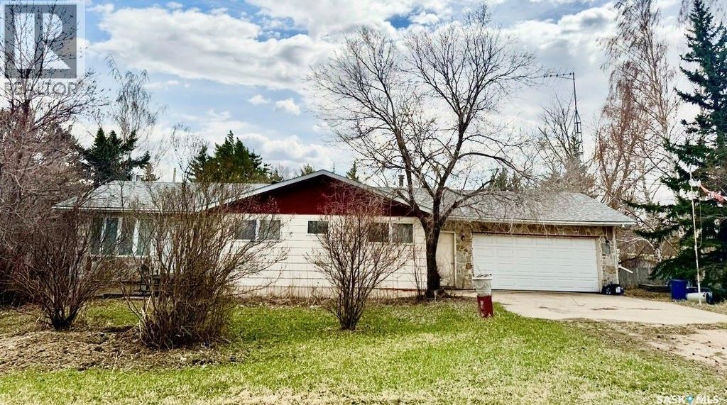 101 Gregory Avenue, Ogema