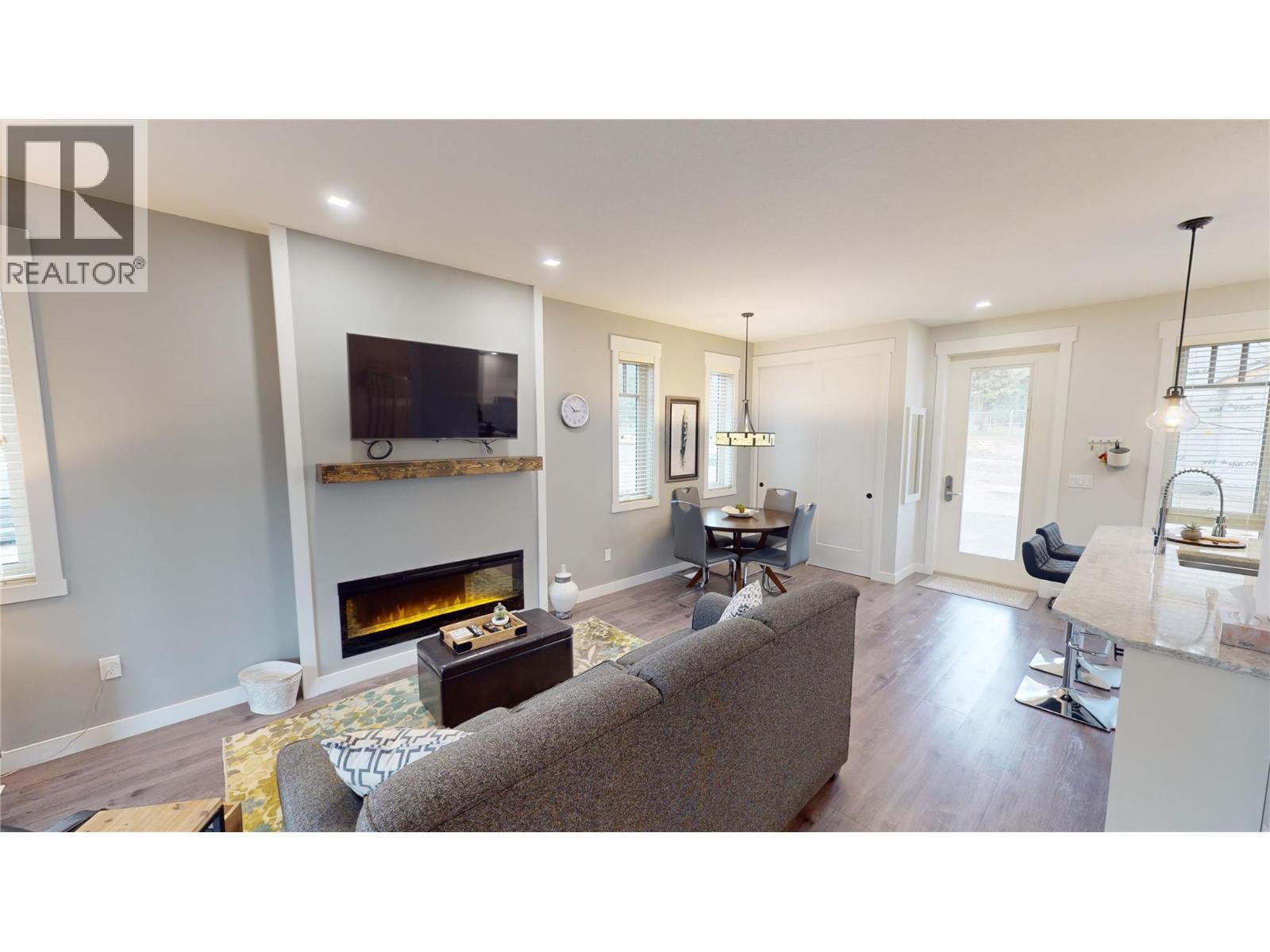 900 Bighorn Boulevard Unit# 920, Radium Hot Springs