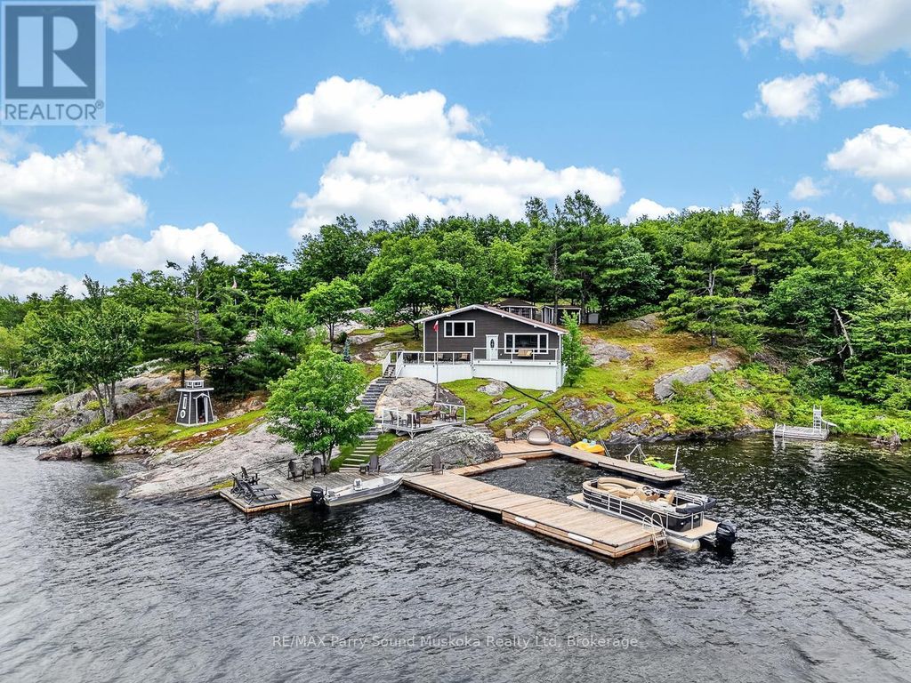 101 Healey Lake Water, The Archipelago (archipelago South)