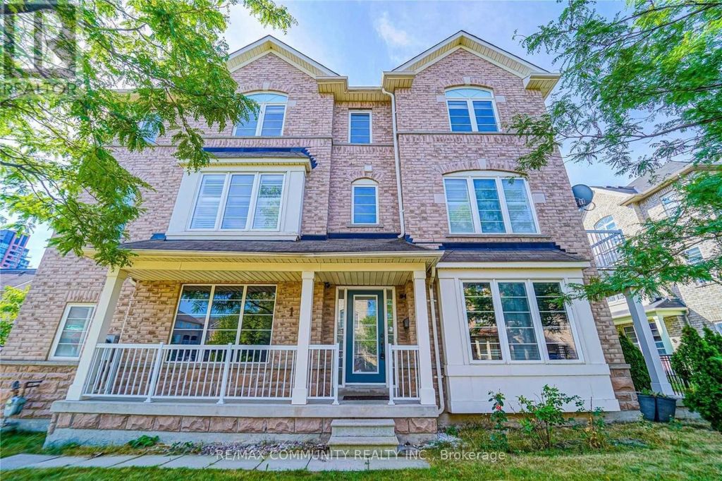 1 Burnsborough Main Street, Ajax (south West)