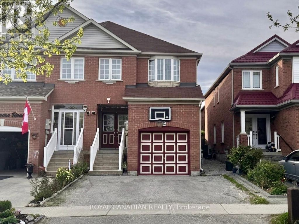10 Guinevere Road, Markham (cedarwood)