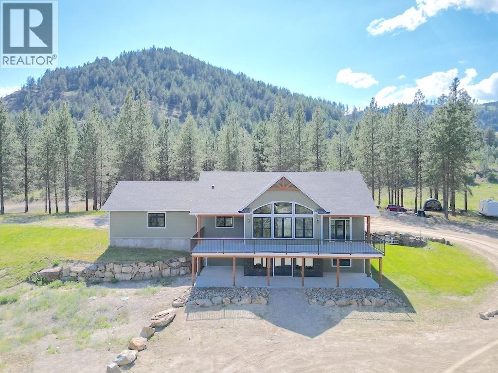 7735 Gn Road, Grand Forks