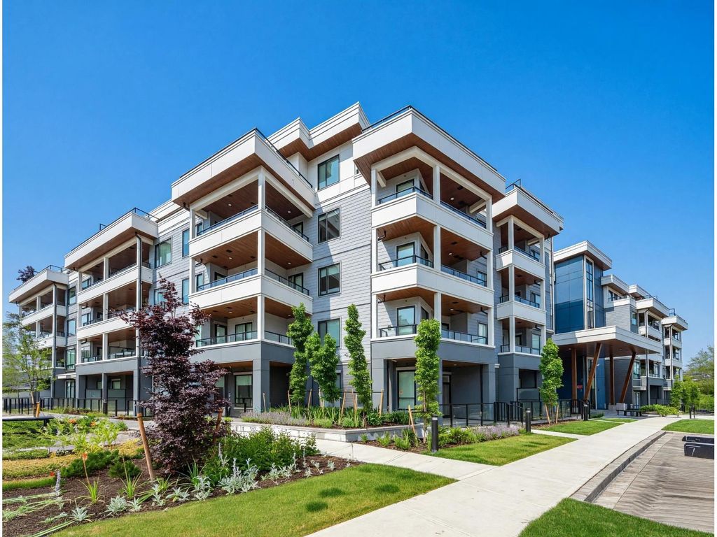212 6220 Gooseberry Drive, Surrey