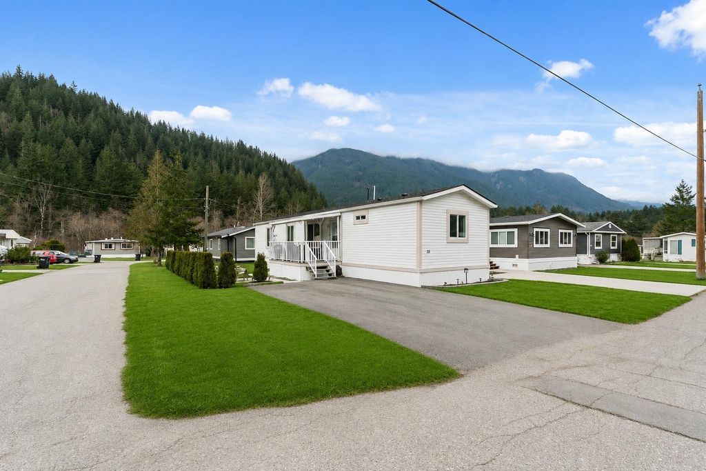 58 65367 Kawkawa Lake Road|hope, Hope