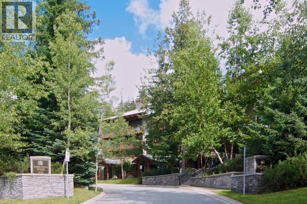 303g2 4653 Blackcomb Way, Whistler
