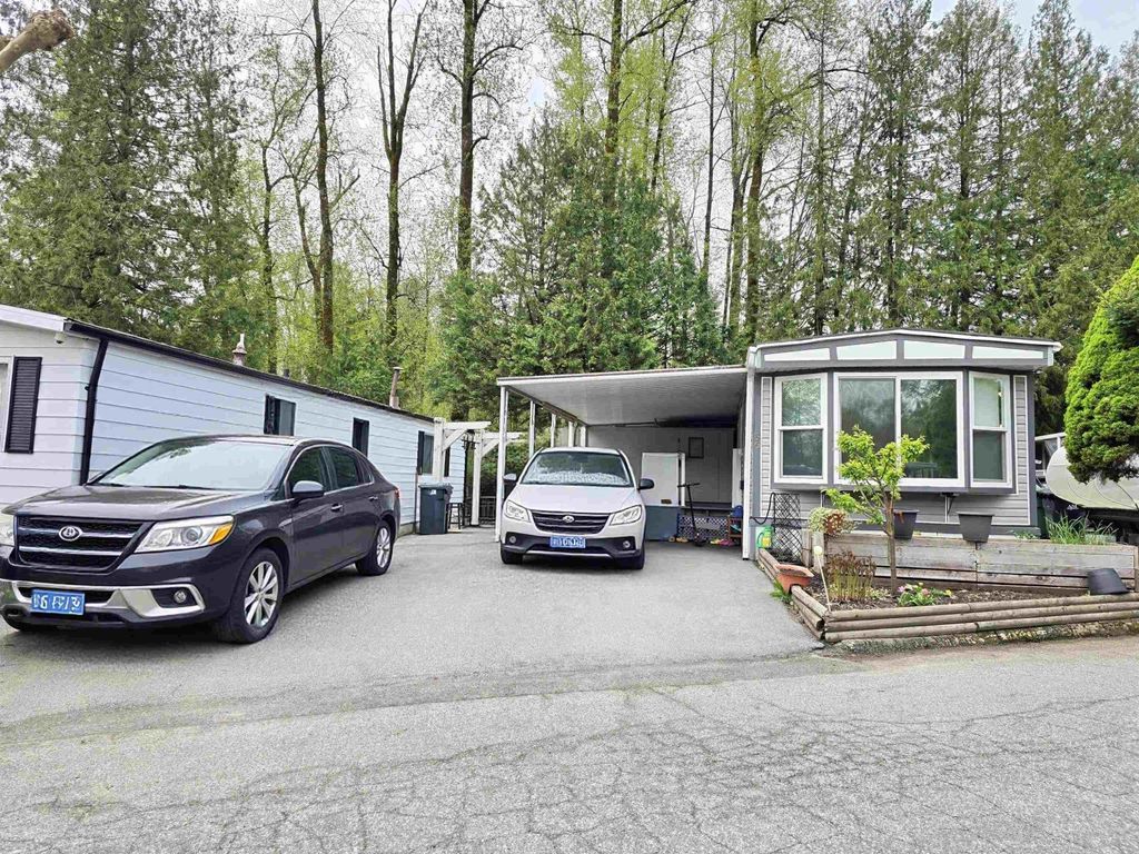 56 8220 King George Boulevard, Surrey