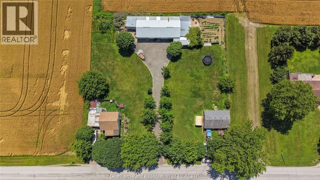 8310/8320 Seventh Line, Chatham