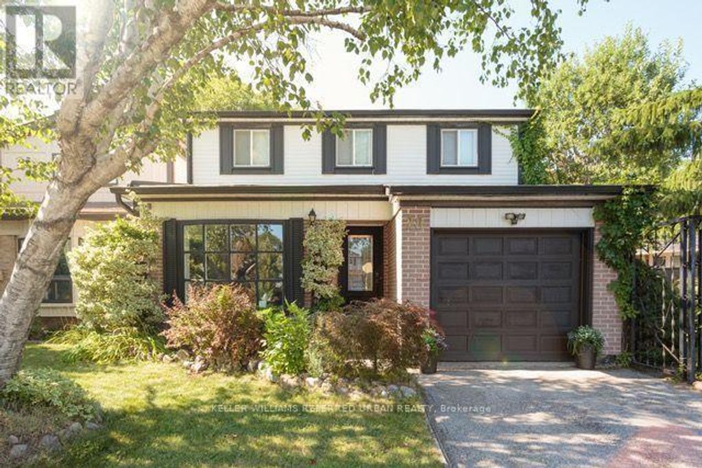 78 Springhead Gardens, Richmond Hill (north Richvale)
