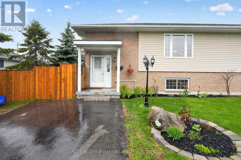 117 First Street, Deseronto (deseronto (town))