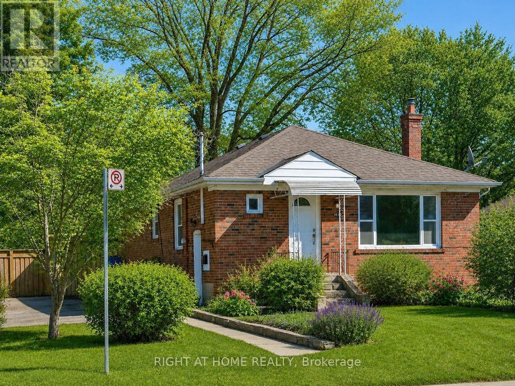 48 Loney Avenue, Toronto (downsview-Roding-Cfb)