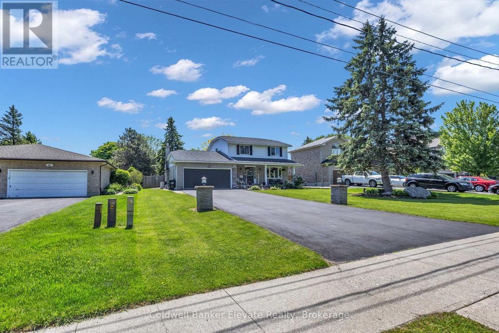 359 Lexington Road, Waterloo