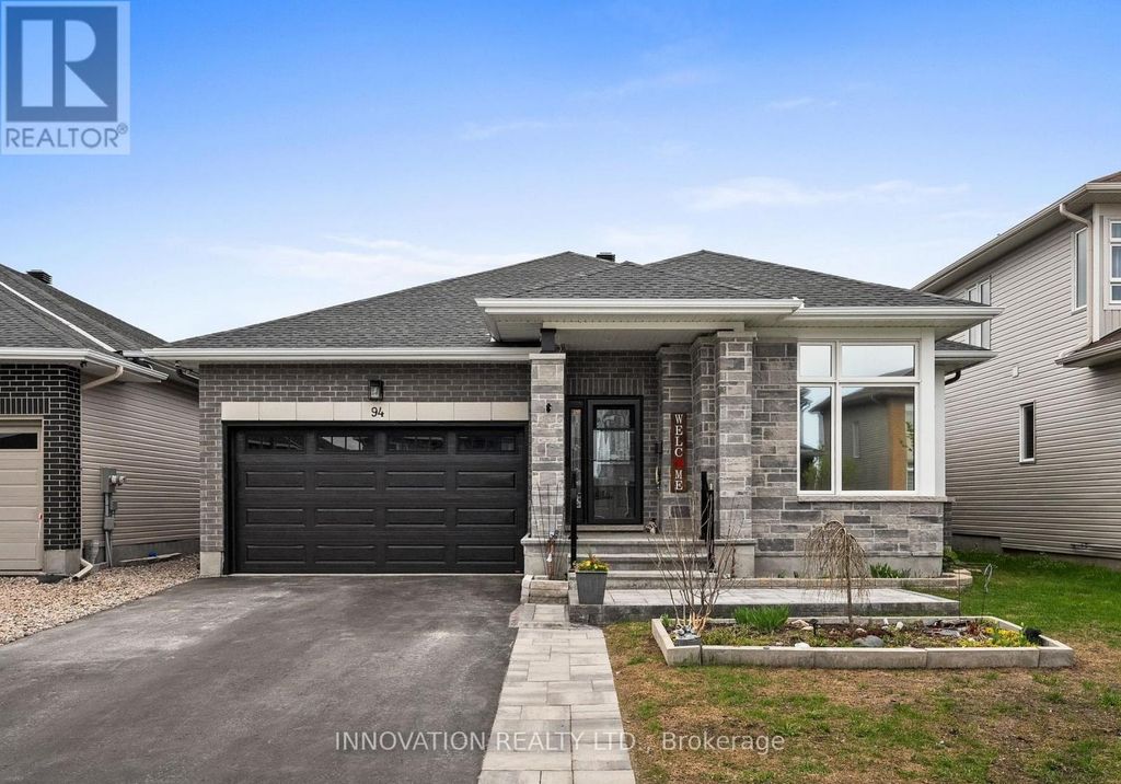 94 Dunlop Road, Carleton Place
