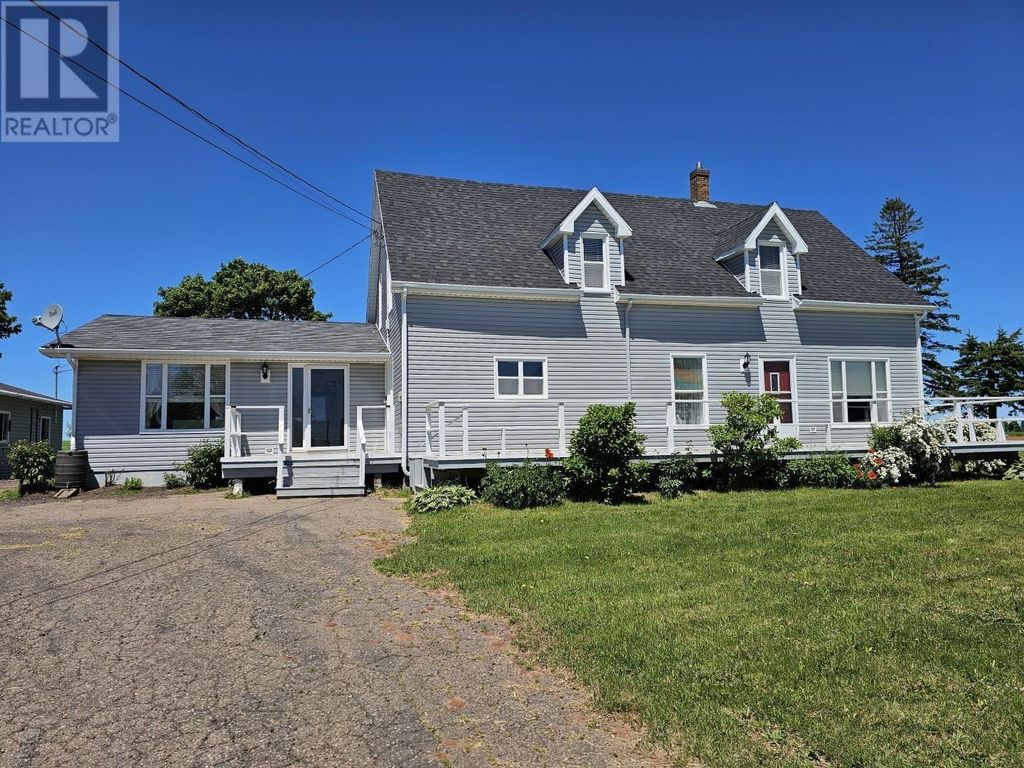 1174 Route 124, Urbainville