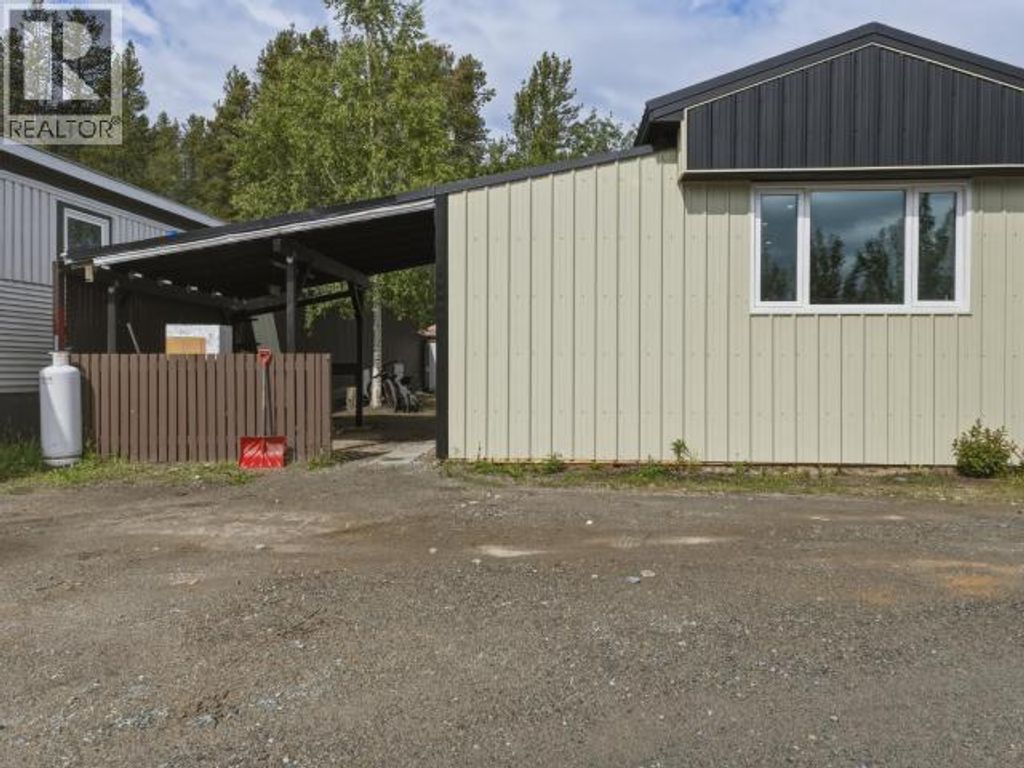 34-200 Lobird Road, Whitehorse