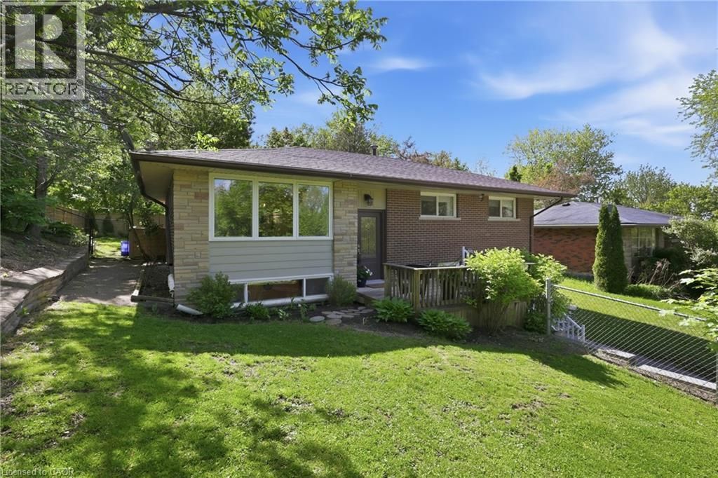 52 Grand Avenue, Caledonia