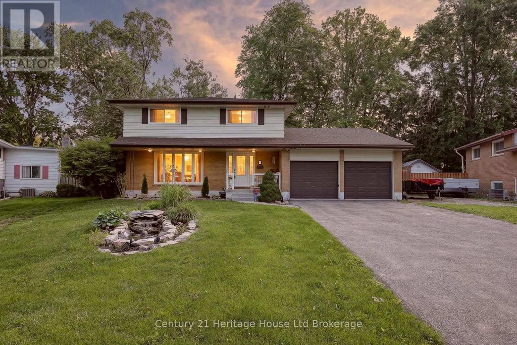 12 Jubilee Place, Woodstock (woodstock - North)