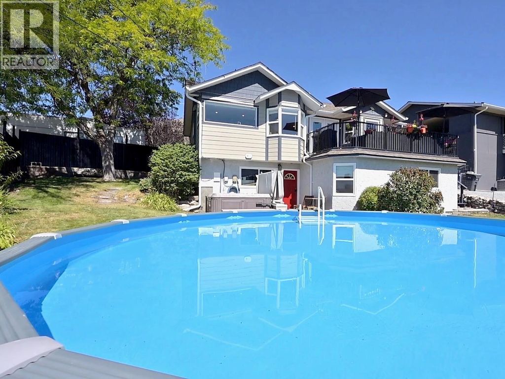 5867 Tulameen Street, Oliver