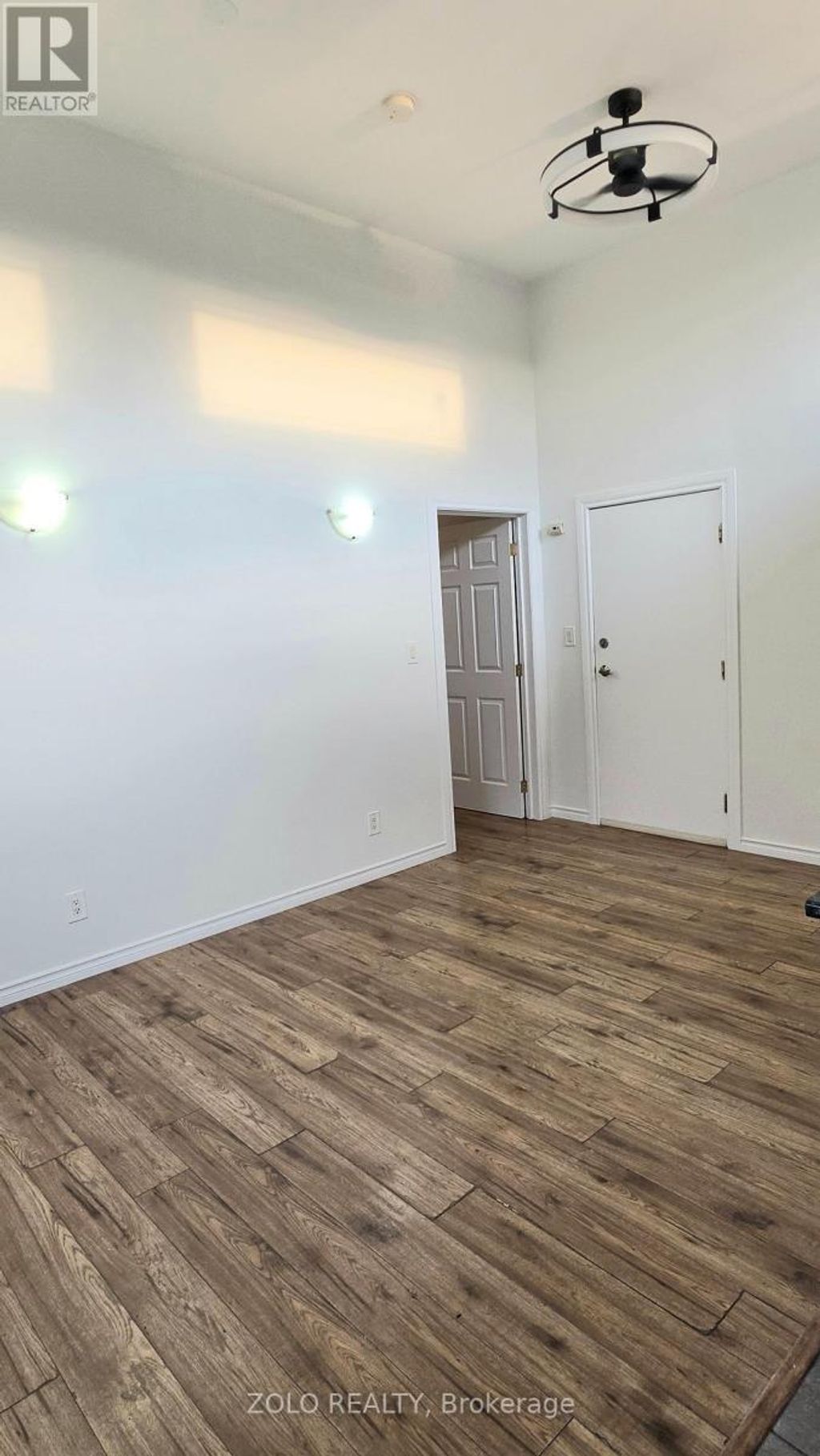 1549 O'connor Drive, Toronto (o'connor-Parkview)