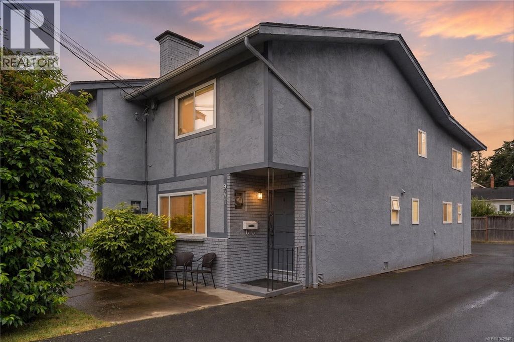 941 Inskip St, Esquimalt