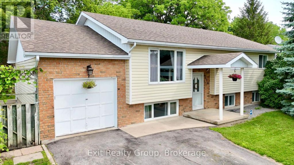 171 Park Street, Deseronto (deseronto (town))