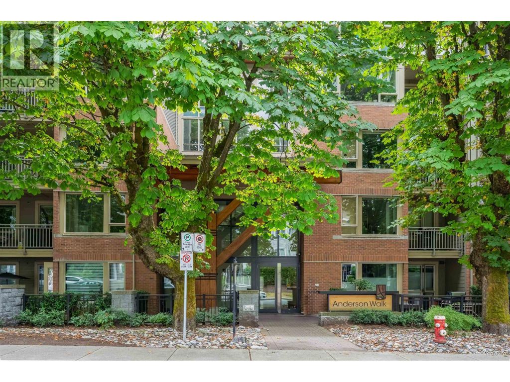 319 119 W 22nd Street, North Vancouver