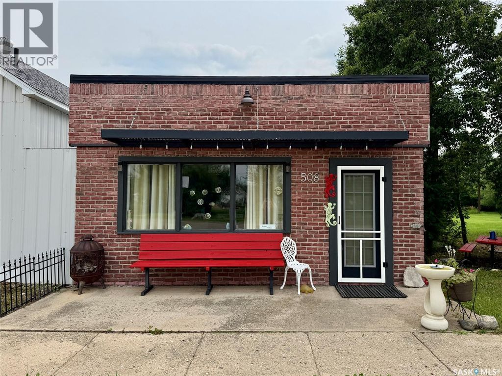 508 Main Street, Loreburn