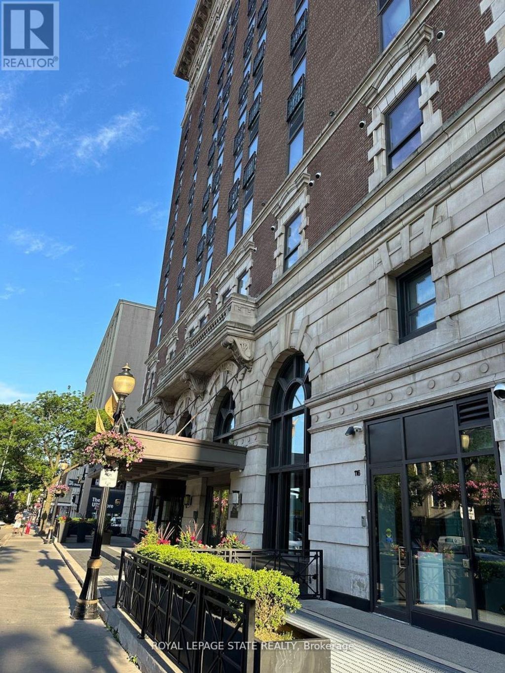 306 - 112 King Street E, Hamilton (beasley)