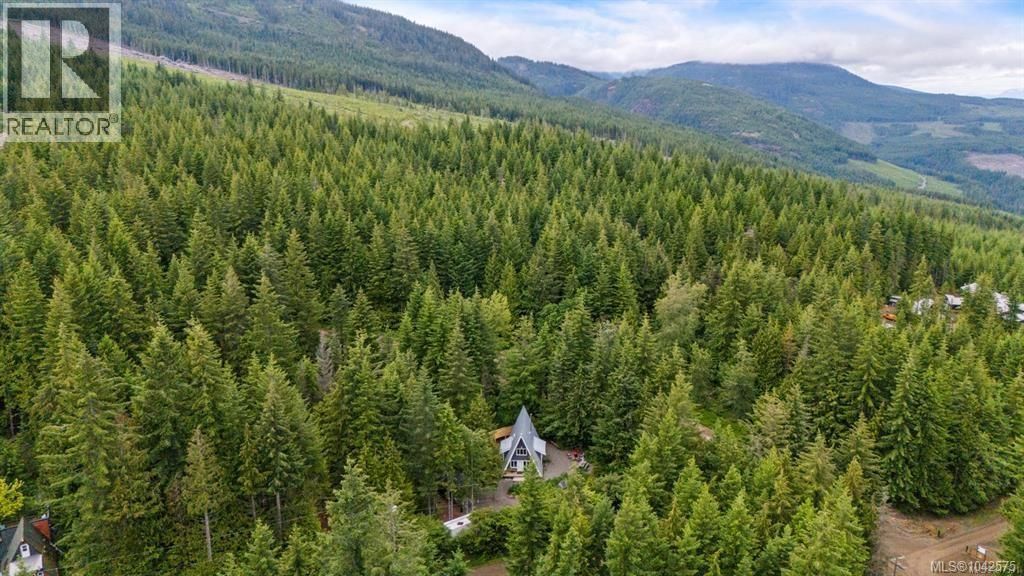 5461 Grouse Rd, Courtenay