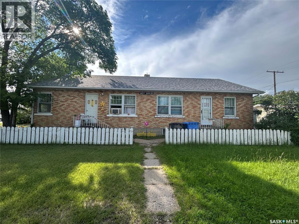 1501 3rd Street, Estevan