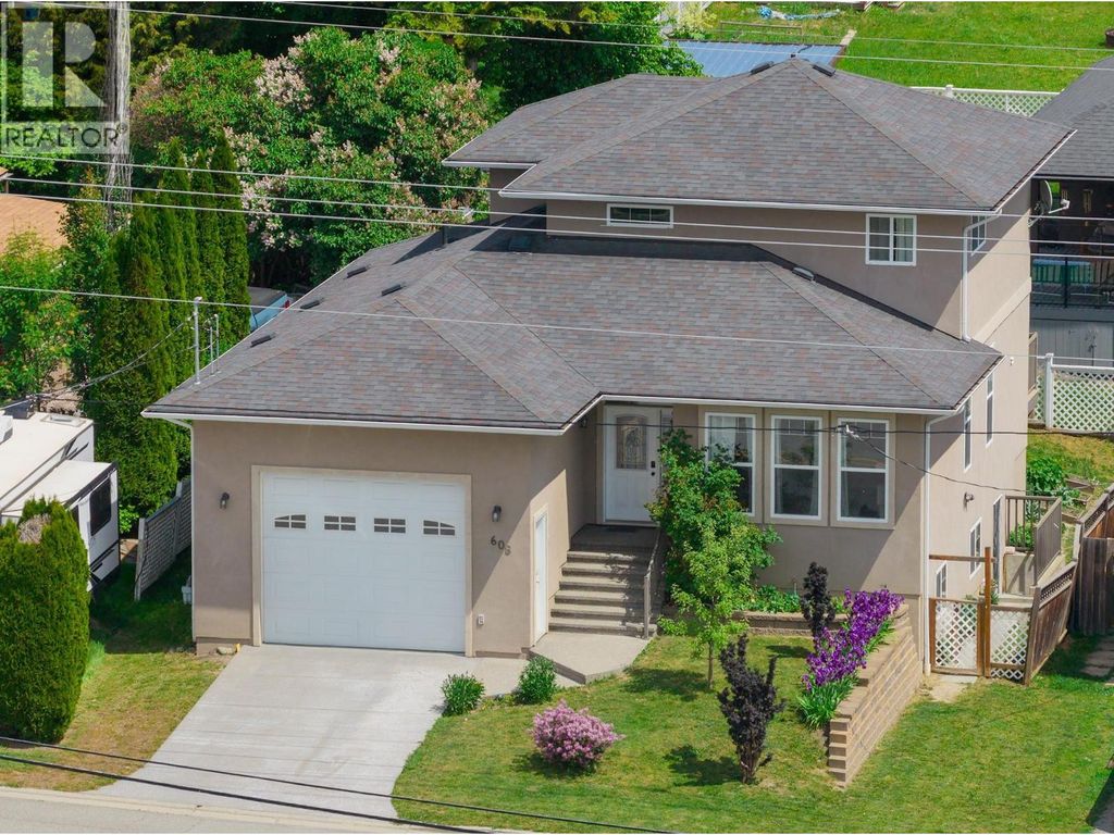 608 16th N Avenue, Creston