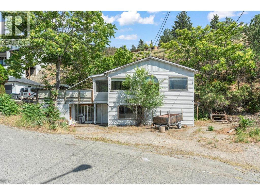 345 Poplar Point Drive, Kelowna