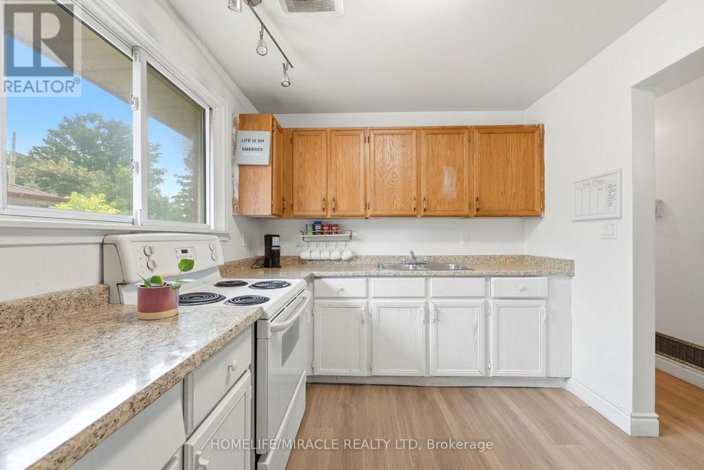 159 Montebello Drive, London East (east O)