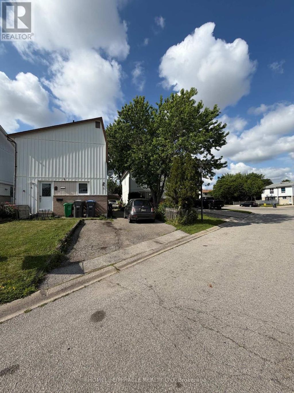 5 Glencairn Square, Brampton (northgate)