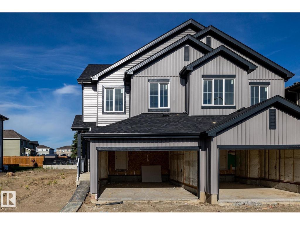 11 Patriot Wy, Spruce Grove