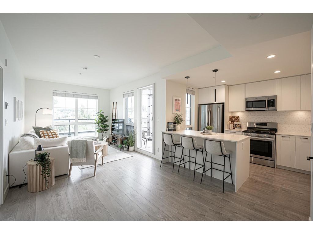 A507 20018 83a Avenue, Langley