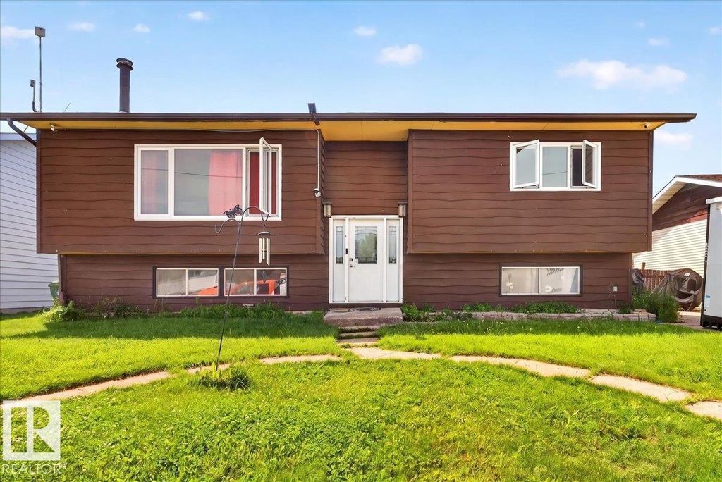 5215 50 Av, Bruderheim