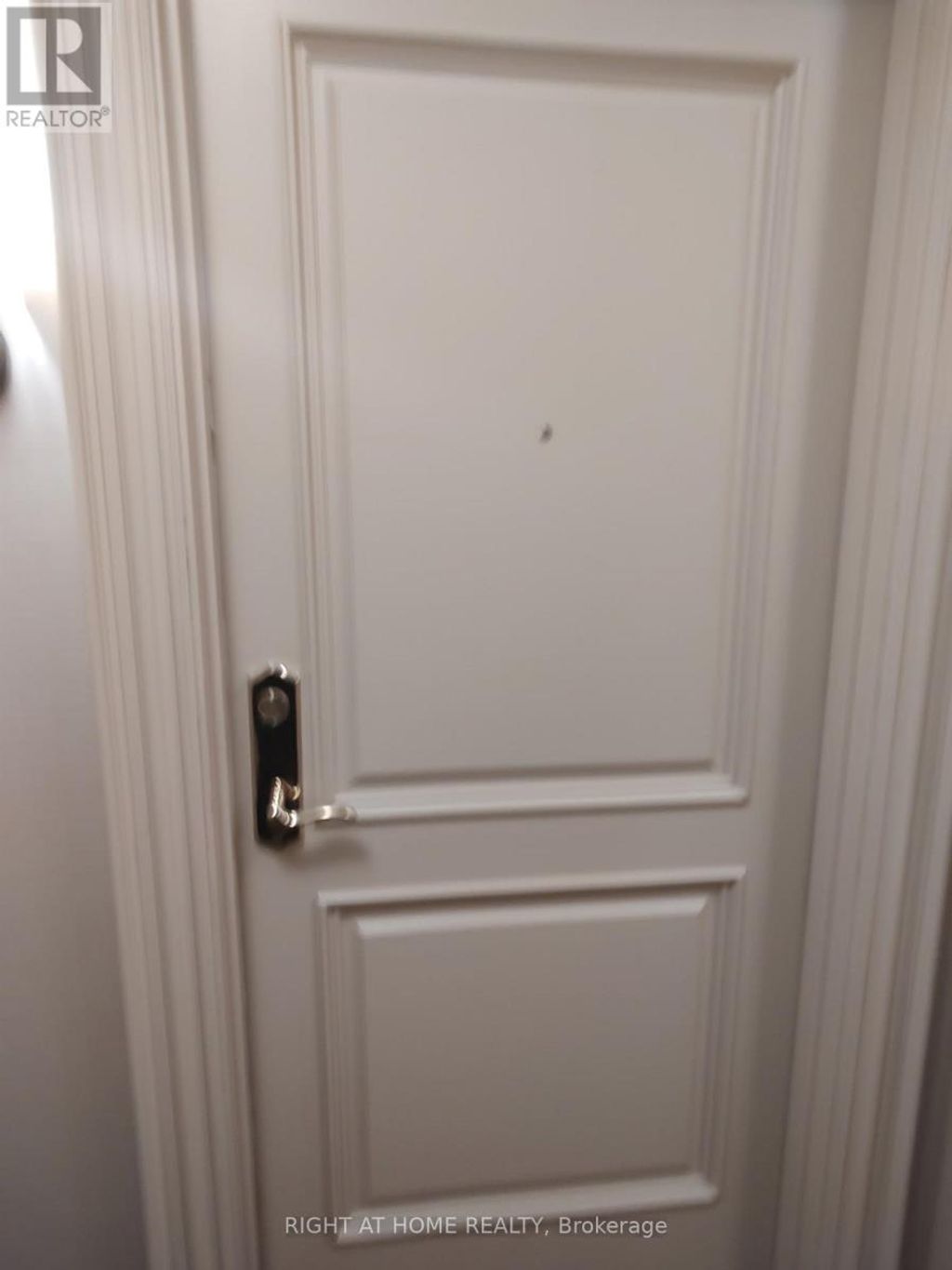701 - 9245 Jane Street, Vaughan (maple)
