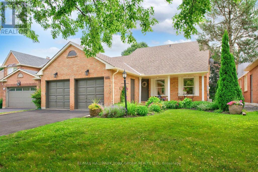 263 John Bowser Crescent, Newmarket (glenway Estates)